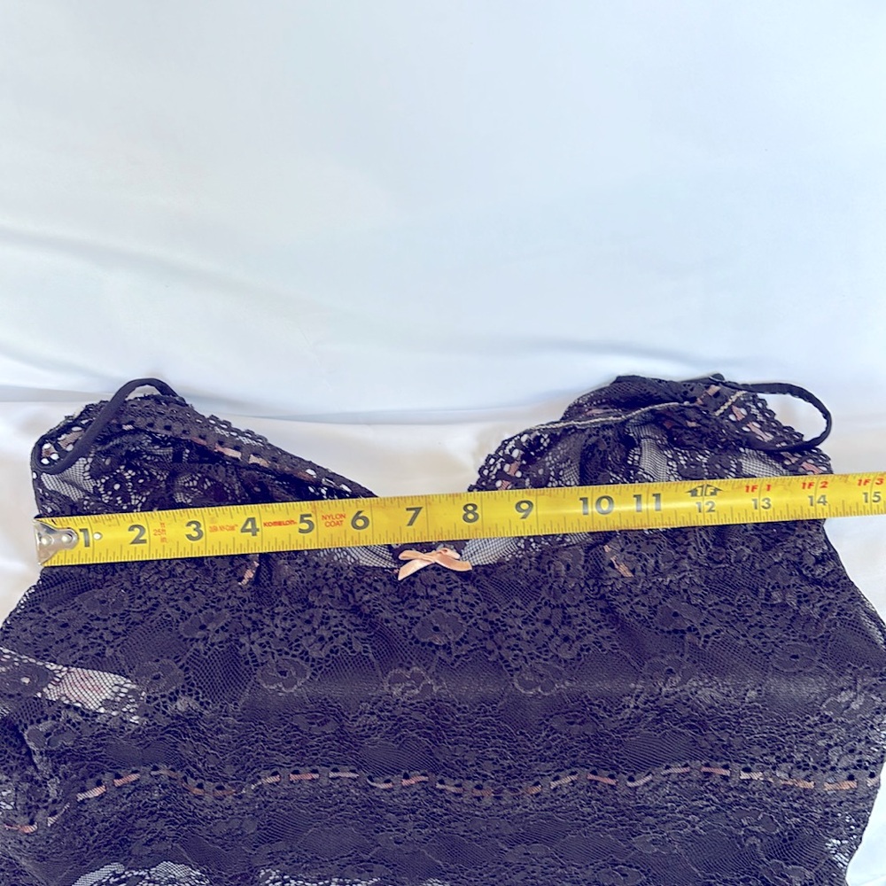 VINTAGE OSCAR DE LA RENTA BLACK  LACE TOP - SIZE LARGE. - Picture 10 of 12
